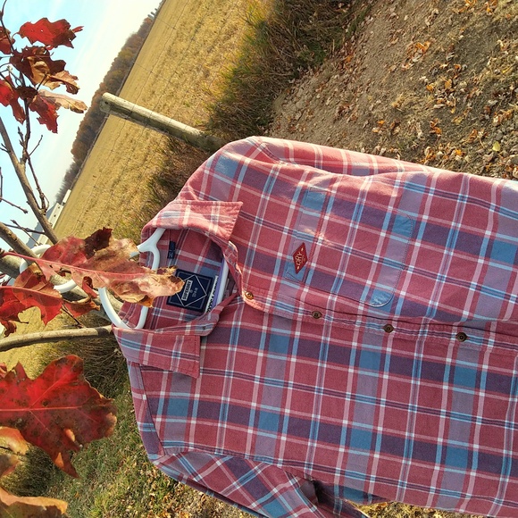 Superdry plaid button down - Picture 1 of 8
